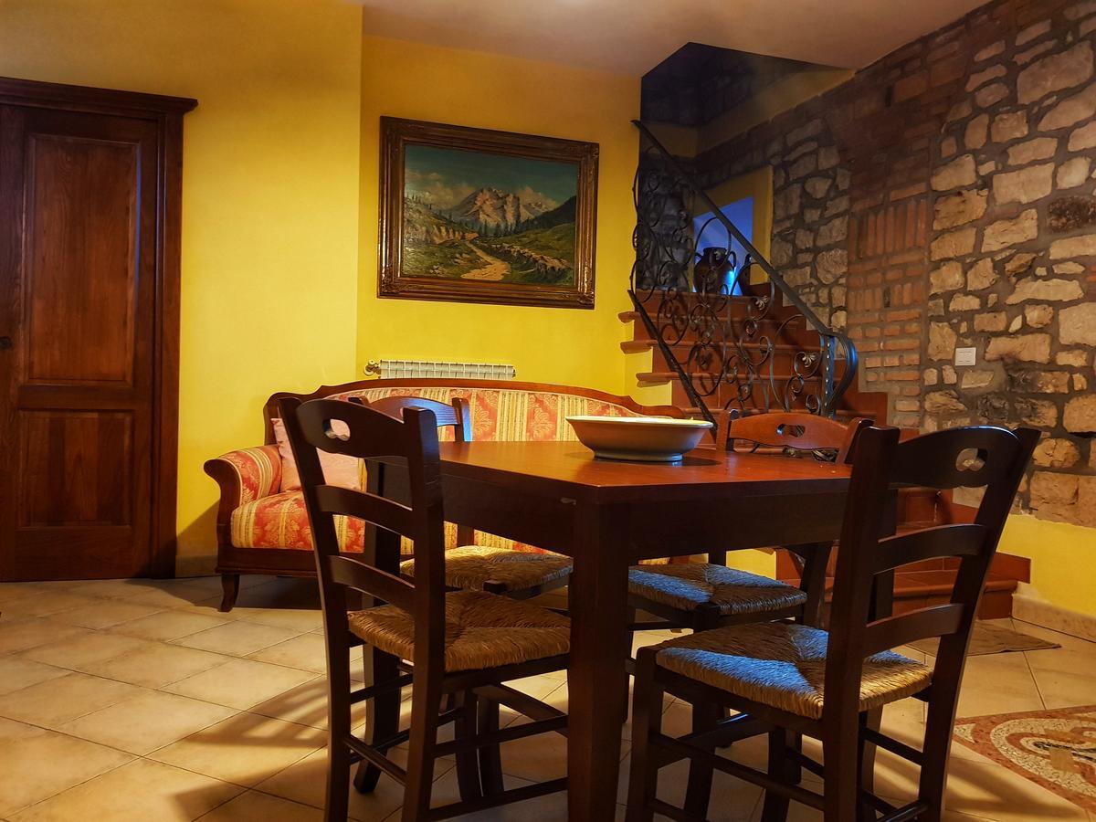 La Taverna Morcone Eksteriør bilde